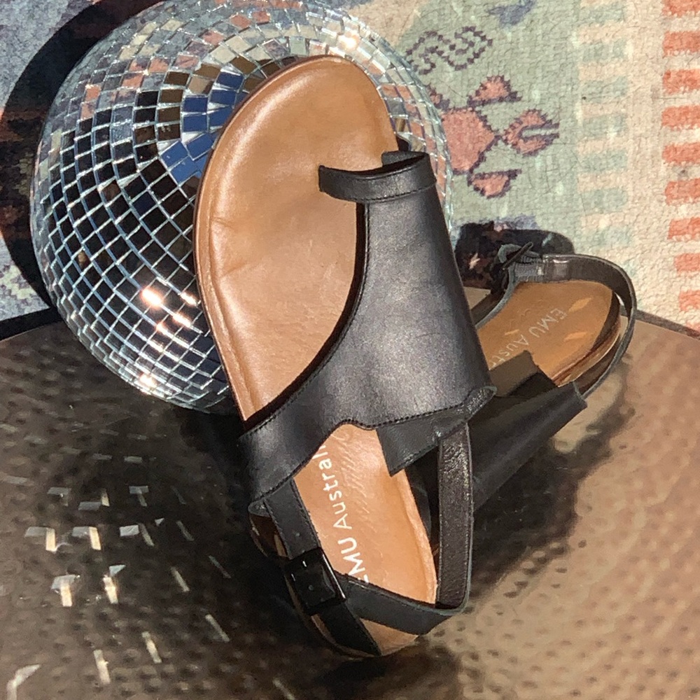 EMU Australia “Mado” sandals black cow leather- sling backs sz 9